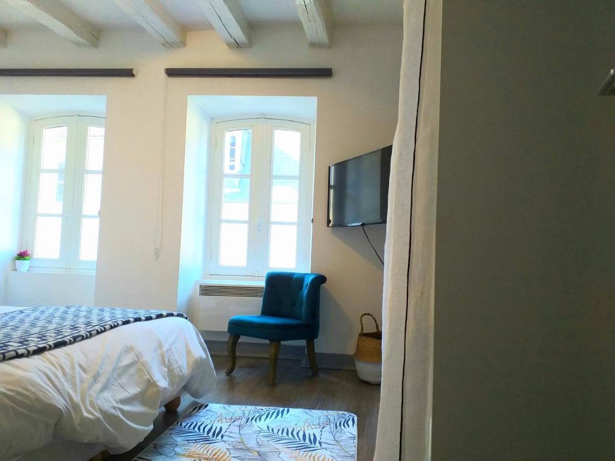 A La Grosse Armee - Dans Hotel Particulier, Hypercentre Avec Garage, Au Calme Bourges Eksteriør bilde